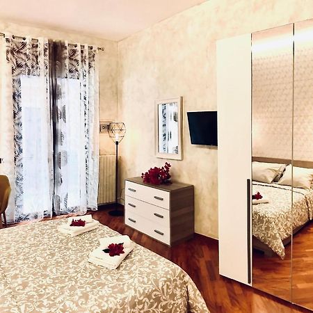 Salerno Historic Center Lovely Flat Kültér fotó
